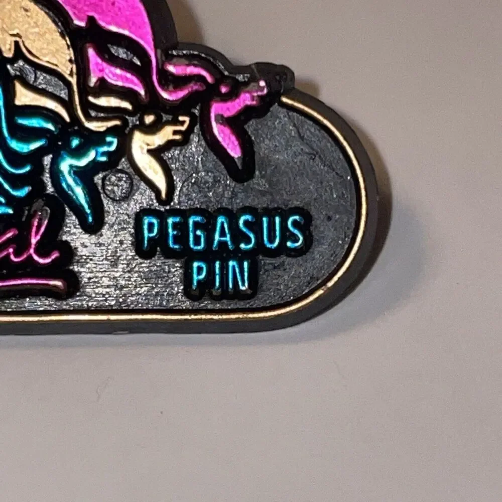 Vintage Kentucky Derby Festival 1992 Pegasus Lapel Hat Vest Pin Tie Tack